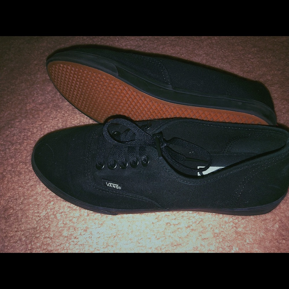 Vans Authentic Lo Pro All Black Shoes
